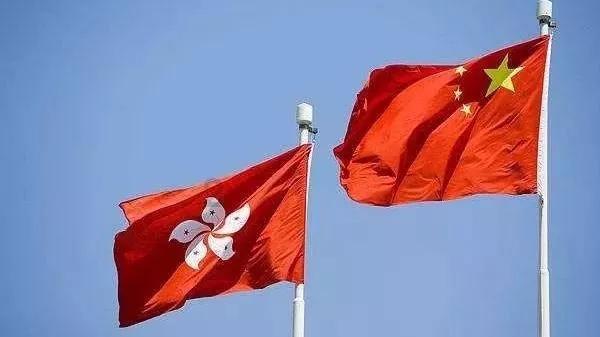 于正迷惑发言牵扯吴宣仪，引发误会，于正澄清误会