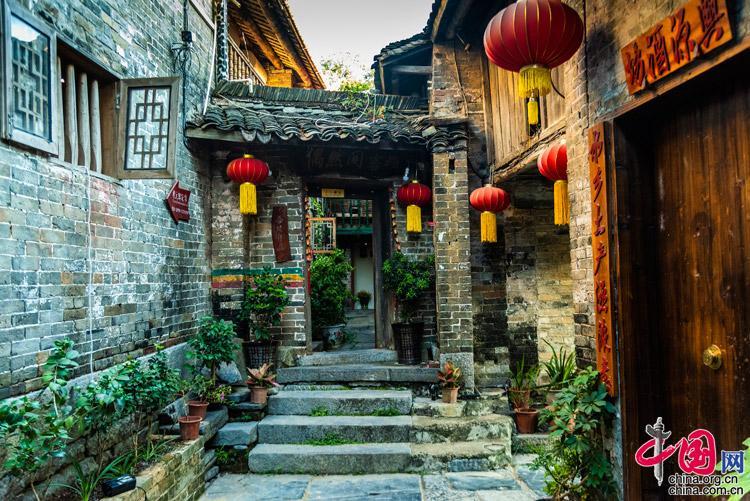 《探索即时通讯软件是否助推了“加班文化”?下班后回复工作消息算不算加班?,解锁无限知识星球!》